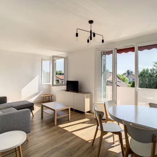  Annonces CULLY : Apartment | LYON (69005) | 81 m2 | 1 450 € 