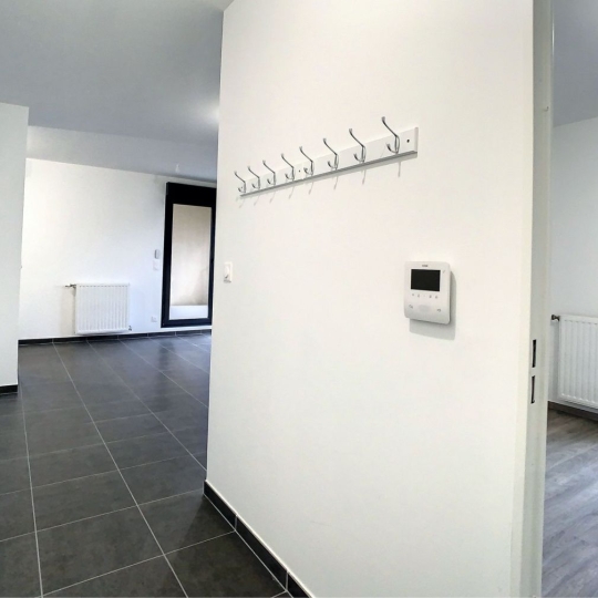  Annonces CULLY : Appartement | FEYZIN (69320) | 49 m2 | 820 € 