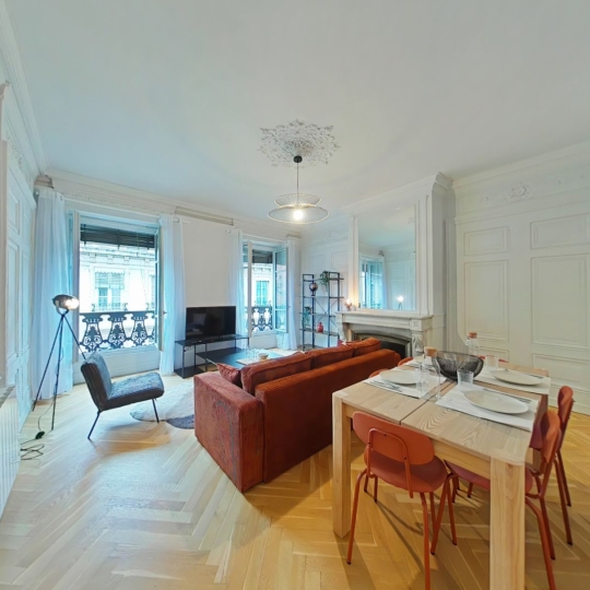 Annonces CULLY : Appartement | LYON (69001) | 133.49m2 | 2 600 € 