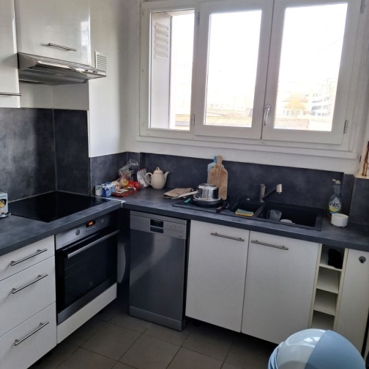  Annonces CULLY : Appartement | LYON (69006) | 49 m2 | 772 € 