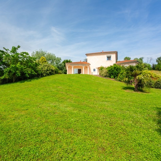  Annonces CULLY : House | FLEURIEUX-SUR-L'ARBRESLE (69210) | 134 m2 | 795 000 € 