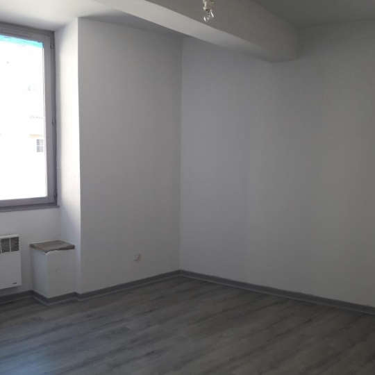  Annonces CULLY : Appartement | L'ARBRESLE (69210) | 63 m2 | 677 € 