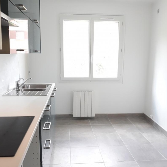  Annonces CULLY : Appartement | L'ARBRESLE (69210) | 66 m2 | 800 € 