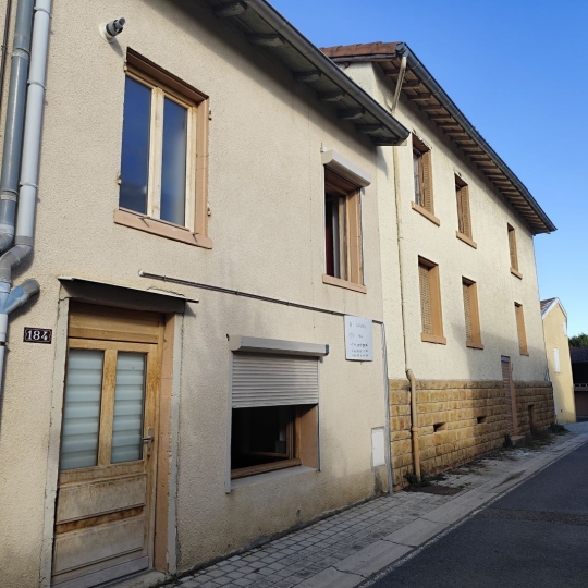  Annonces CULLY : House | EVEUX (69210) | 65 m2 | 750 € 