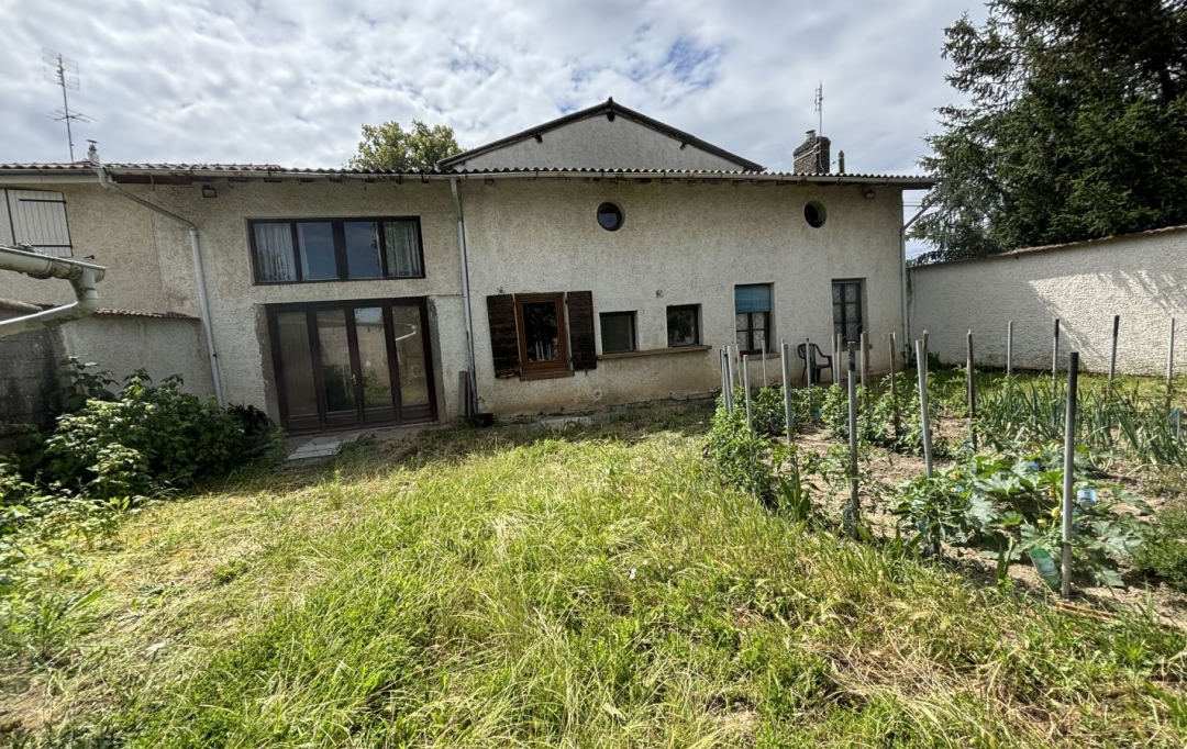 Annonces CULLY : House | CAILLOUX-SUR-FONTAINES (69270) | 200 m2 | 330 000 € 