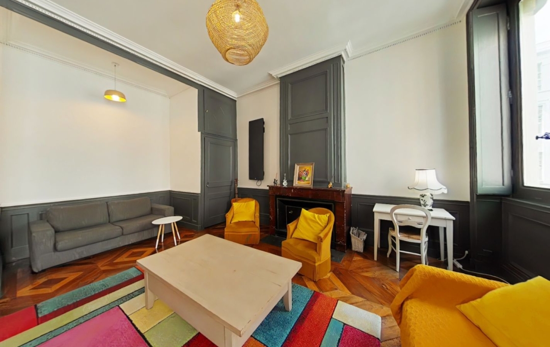 Annonces CULLY : Appartement | LYON (69002) | 85 m2 | 1 515 € 