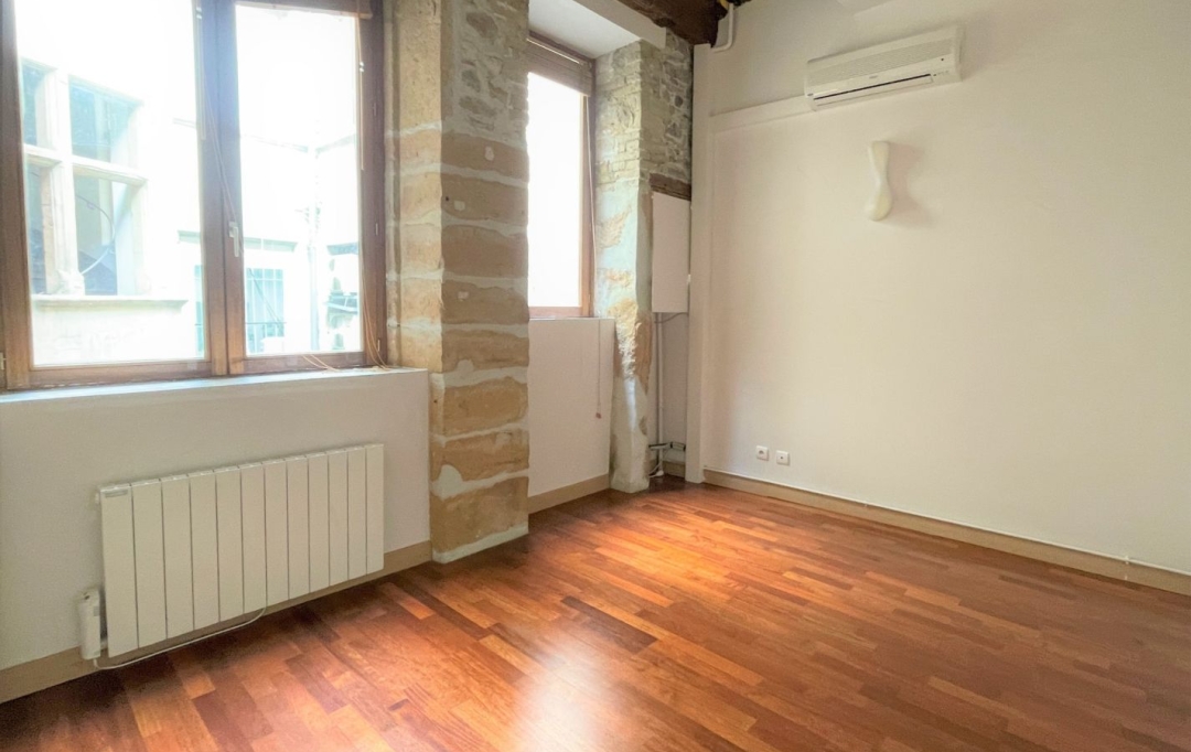 Annonces CULLY : Apartment | LYON (69002) | 69 m2 | 1 157 € 