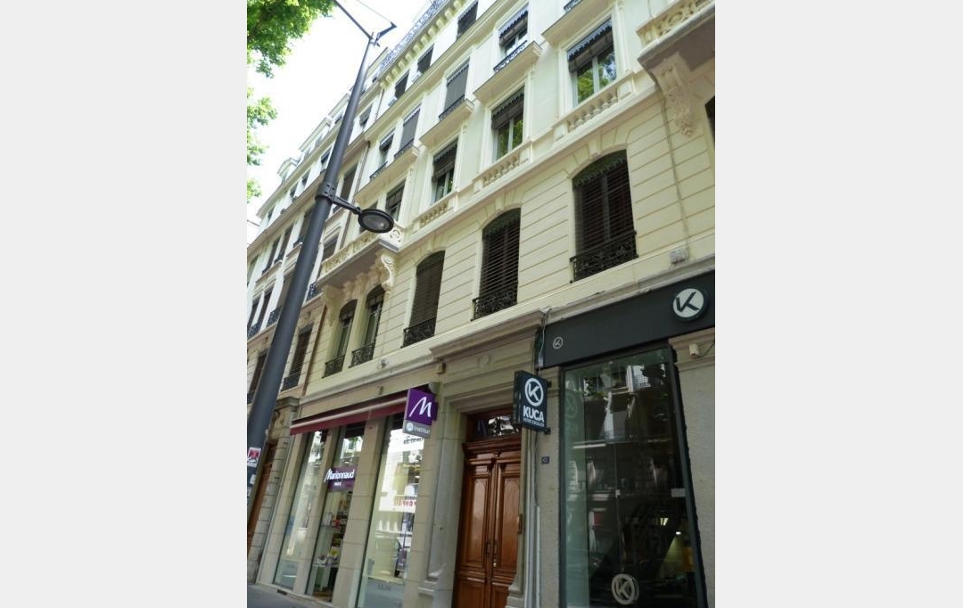 Annonces CULLY : Appartement | LYON (69003) | 71 m2 | 1 324 € 