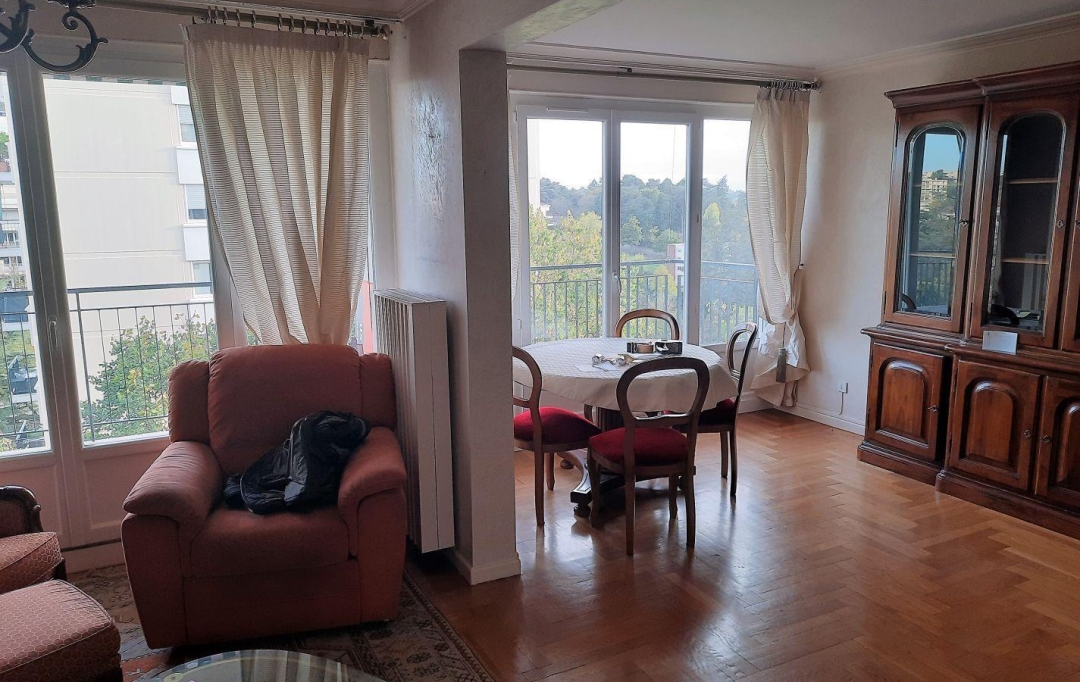 Annonces CULLY : Apartment | SAINTE-FOY-LES-LYON (69110) | 131 m2 | 430 000 € 