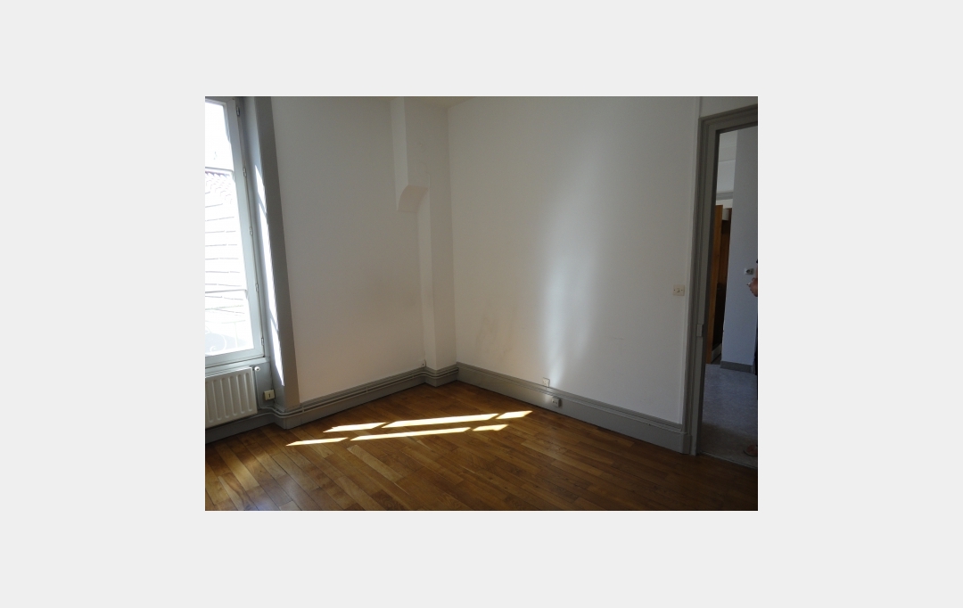 Annonces CULLY : Apartment | LYON (69008) | 39 m2 | 690 € 